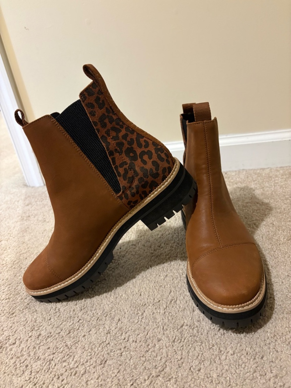 TOMS Women’s Leather Boots